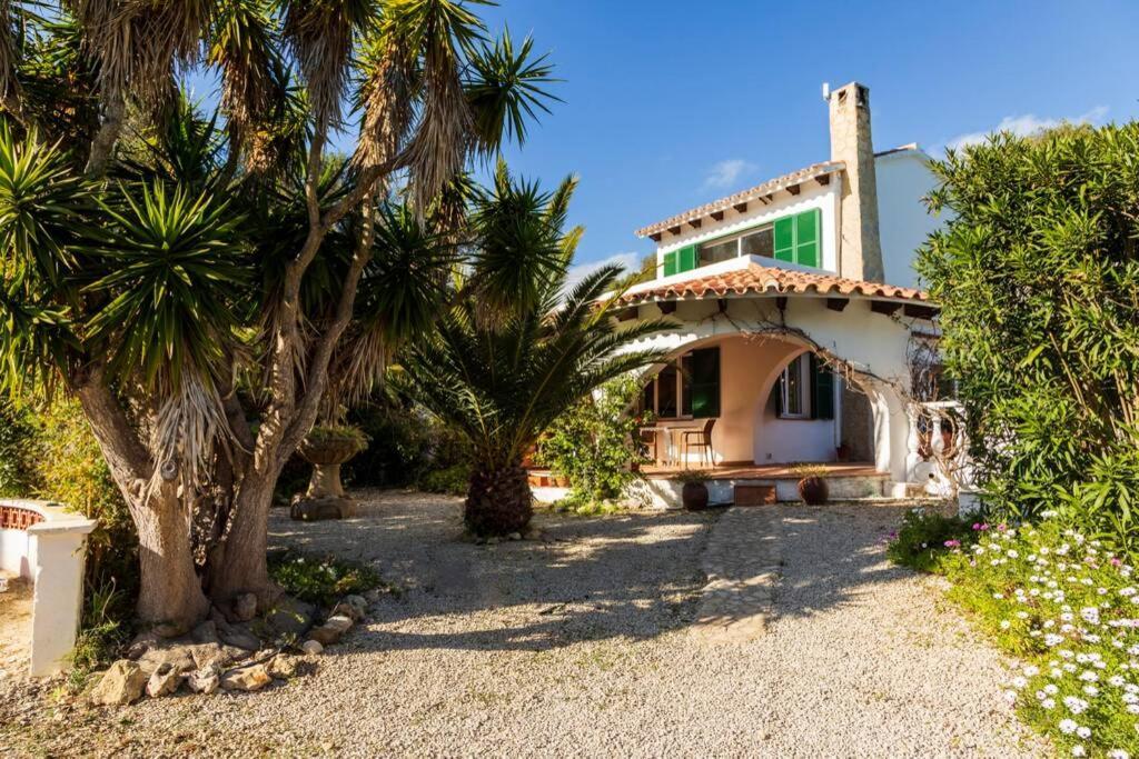 Villa Cecylia Es Canutells Екстериор снимка