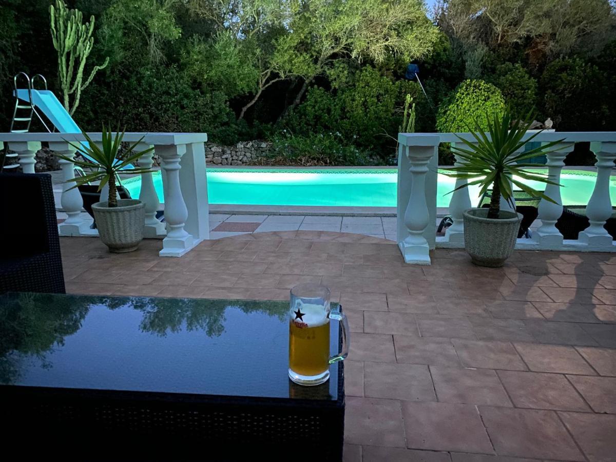 Villa Cecylia Es Canutells Екстериор снимка